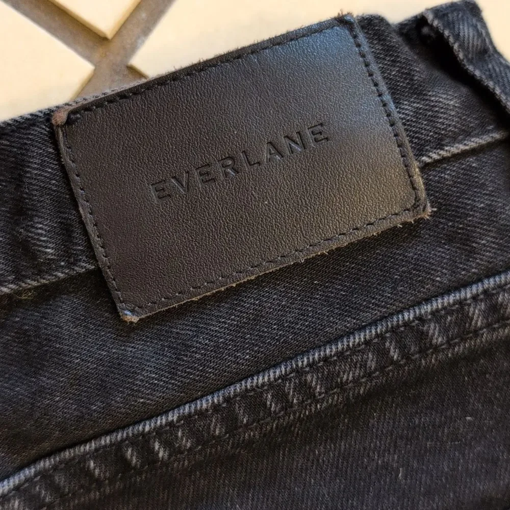 Everlane The Cheeky Short Black Rough Hem Distressed Shorty Shorts Size 31